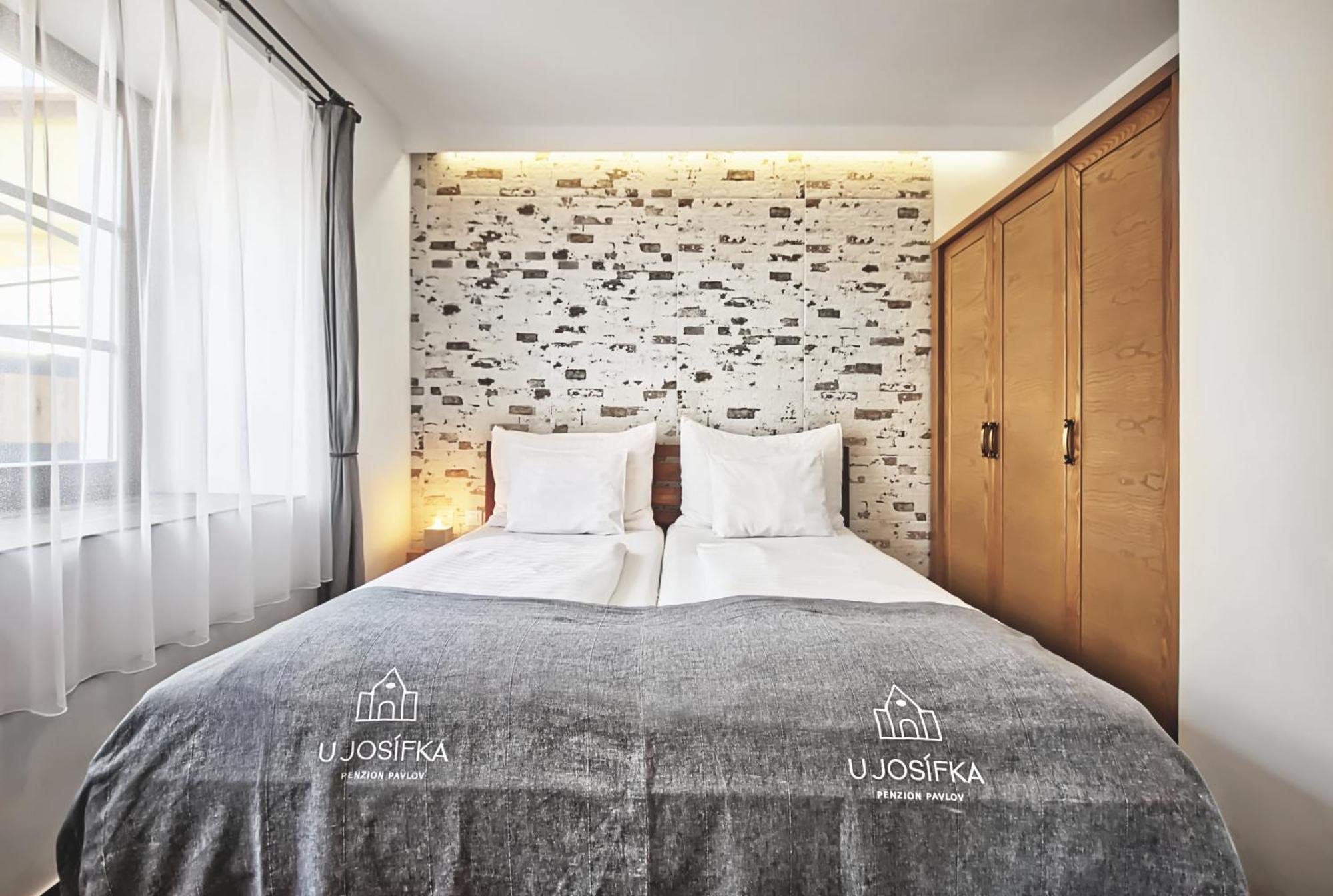 U Josifka Hotel Pavlov Exterior photo